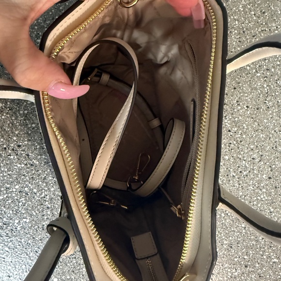 Small Leopard Michael Kors Bag - Picture 2 of 3